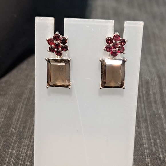 Sterling silver Rhodolite Garnet and unheated smoky quartz 12x10mm - Picture 2 of 5